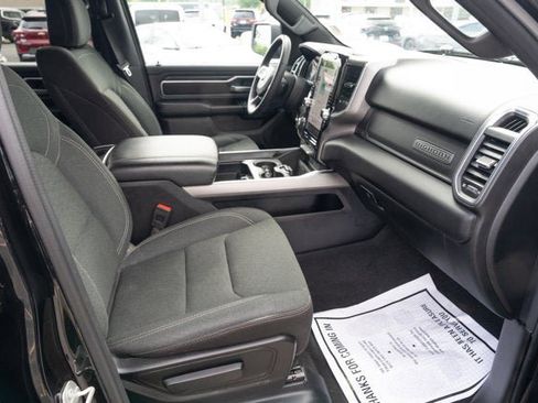 Used 2025 RAM 1500 Big Horn AWD/4WD image 38