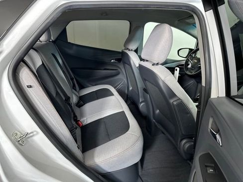 Used 2021 Chevrolet Bolt LT FWD image 27