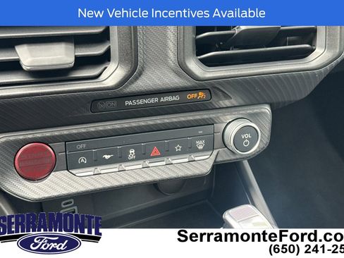 Used 2025 Ford Mustang Coupe RWD image 20