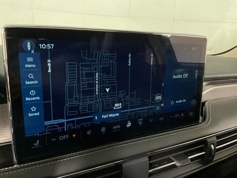 Used 2025 Lincoln Corsair Reserve image 14