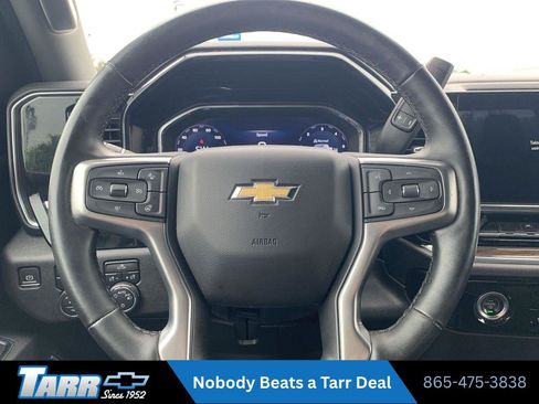 Used 2024 Chevrolet Silverado 1500 LT AWD/4WD image 11