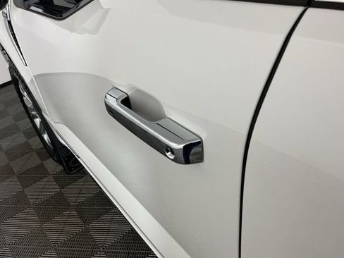 Used 2021 Ford F150 Platinum w/ FX4 Off-Road Package AWD/4WD image 15