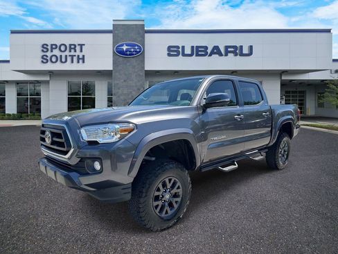 Used 2022 Toyota Tacoma SR5 w/ Technology Package RWD image 8