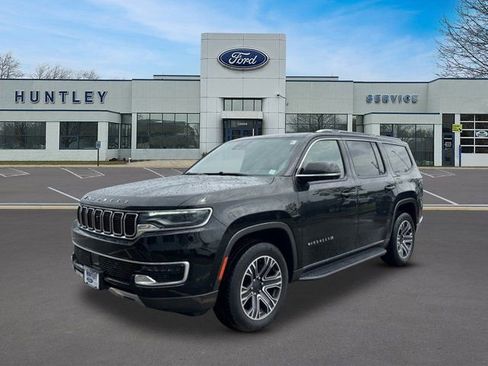 Used 2022 Jeep Wagoneer Series III w/ Convenience Group I AWD/4WD image 1