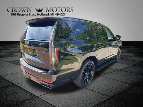 Used 2022 Cadillac Escalade Sport w/ Touring Package AWD/4WD image 7