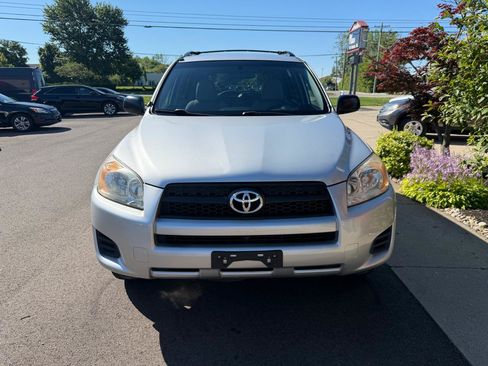 Used 2010 Toyota RAV4 2WD image 2