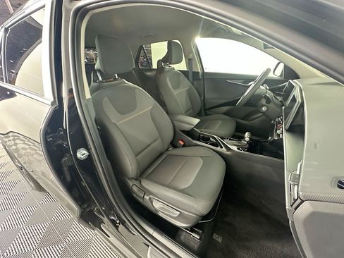 Used 2026 Kia Niro LX FWD image 30