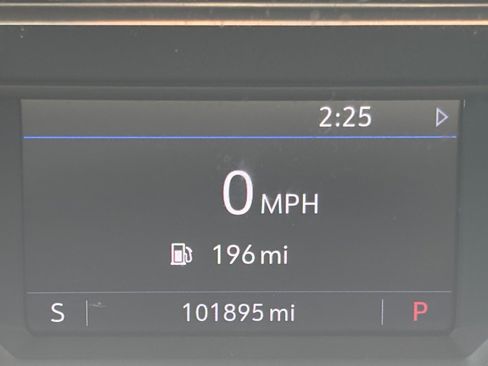 Used 2021 GMC Sierra 1500 SLT image 34