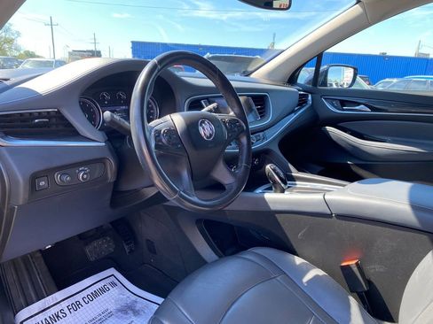 Used 2020 Buick Enclave Essence FWD image 9