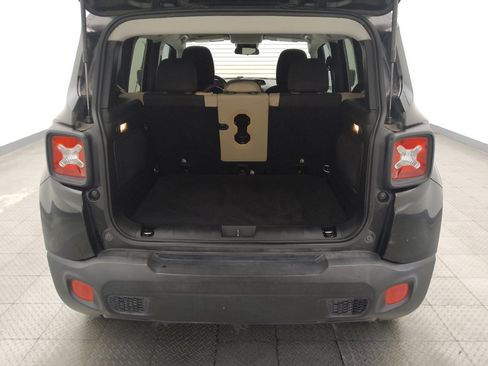 Used 2015 Jeep Renegade Latitude w/ Popular Equipment Group FWD image 29