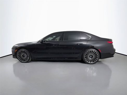New 2026 BMW i7 xDrive60 w/ Executive Package AWD/4WD image 8