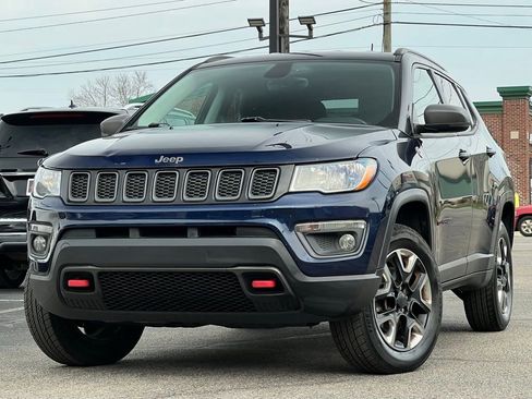 Used 2018 Jeep Compass Trailhawk AWD/4WD image 1
