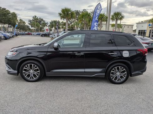 Used 2016 Mitsubishi Outlander SE image 7