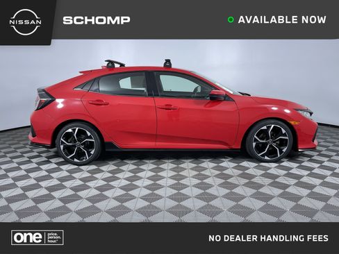 Used 2017 Honda Civic Sport image 1