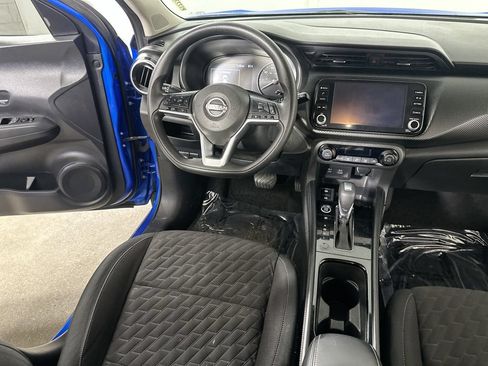 Used 2022 Nissan Kicks SV FWD image 18