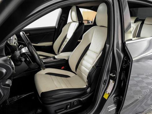 Used 2022 Lexus IS 350 F Sport RWD image 34