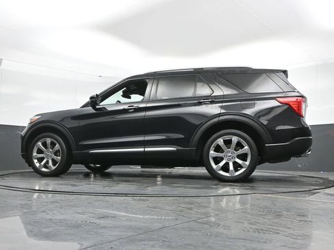 Used 2020 Ford Explorer Platinum w/ Premium Technology Package image 30