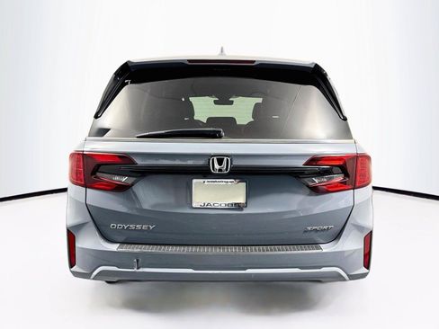 Used 2025 Honda Odyssey Sport-L image 4