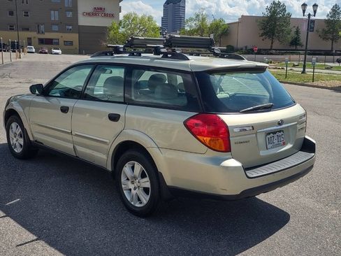 Used 2005 Subaru Outback 2.5i image 9