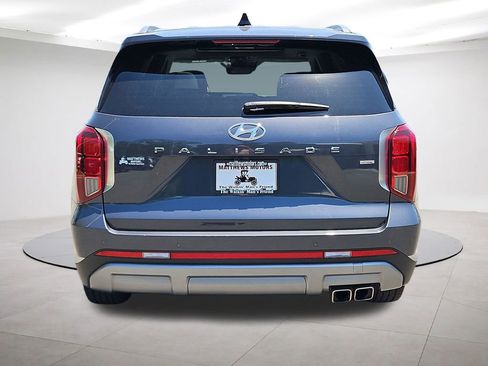 Used 2024 Hyundai Palisade Limited AWD/4WD image 6