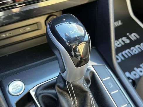 Certified 2023 Volkswagen Tiguan SE w/ Panoramic Sunroof Package image 33