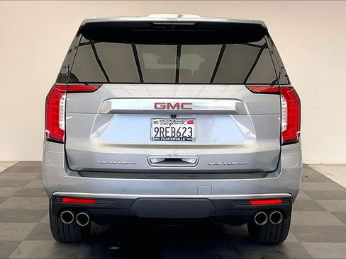 Used 2024 GMC Yukon Denali AWD/4WD image 3