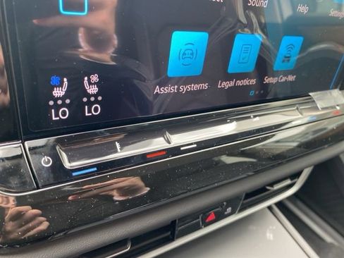 New 2026 Volkswagen Atlas SE image 35