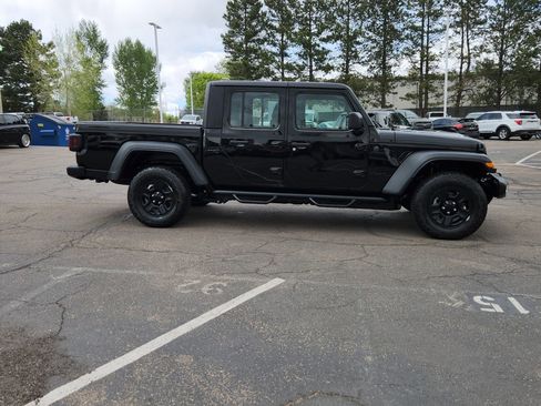 Used 2026 Jeep Gladiator Sport image 18