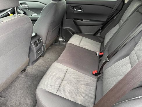 Used 2026 Nissan Rogue SV w/ Cold Weather Package AWD/4WD image 11