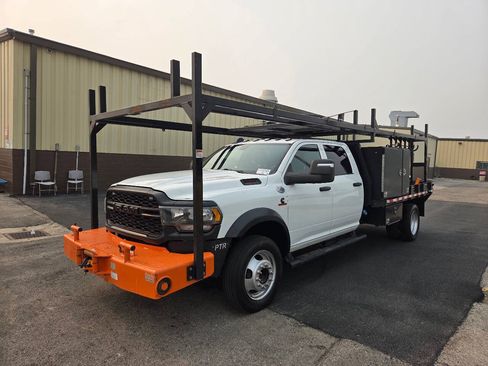Used 2024 RAM 5500 Tradesman w/ Max Tow Package AWD/4WD image 3