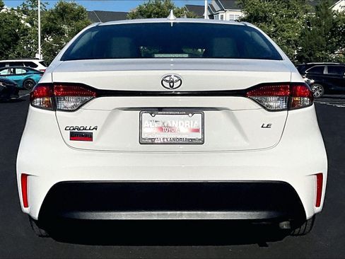 Used 2023 Toyota Corolla LE FWD image 4