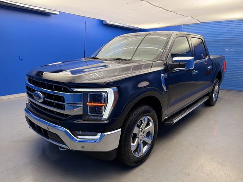 Used 2022 Ford F150 Lariat w/ Equipment Group 502A High image 4