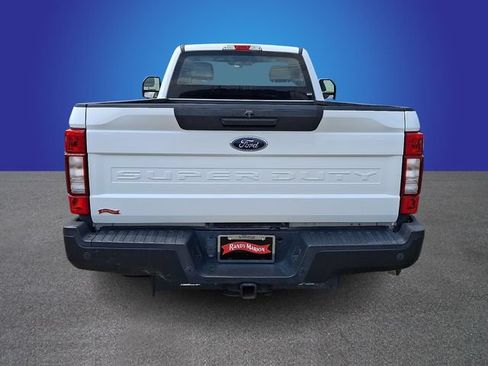 Used 2022 Ford F250 XL w/ Power Equipment Group RWD image 6