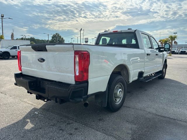 Used 2024 Ford F350 XL RWD image 3