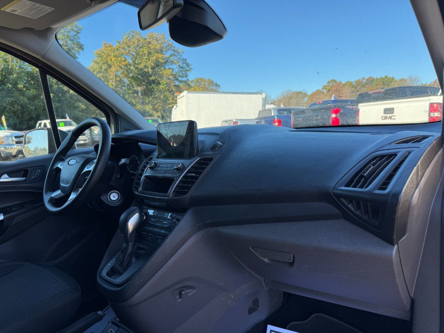 Used 2020 Ford Transit Connect XLT FWD image 21