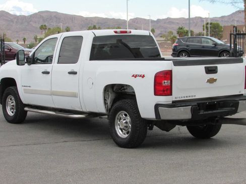 Used 2007 Chevrolet Silverado 2500 LT w/ 2LT Convenience Package image 5