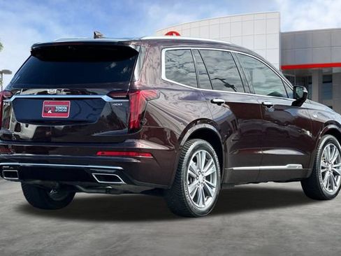 Used 2020 Cadillac XT6 Premium Luxury FWD image 4