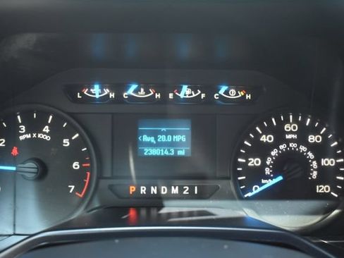 Used 2015 Ford F150 XL w/ XL Power Equipment Group AWD/4WD image 18