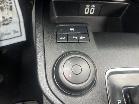 Used 2019 Ford Ranger Lariat w/ Equipment Group 501A Mid image 29