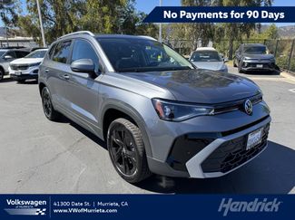 Used 2026 Volkswagen Taos SE FWD video 1
