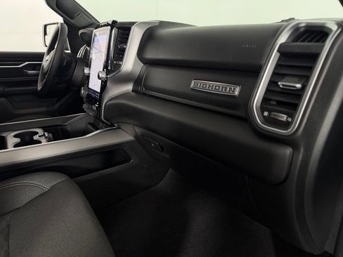 Used 2025 RAM 1500 Big Horn AWD/4WD image 31