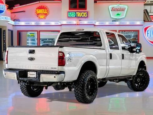 Used 2015 Ford F250 XLT w/ XLT Interior Package image 3