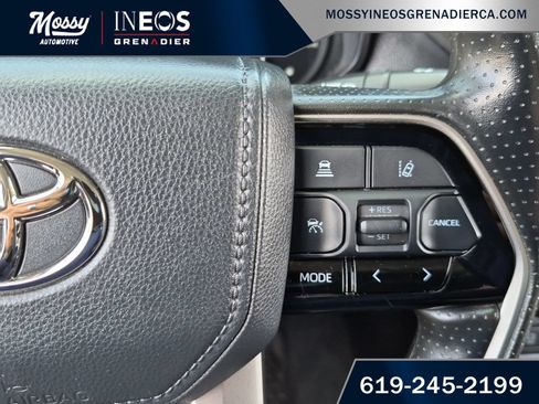 Used 2022 Toyota Tundra SR5 AWD/4WD image 17