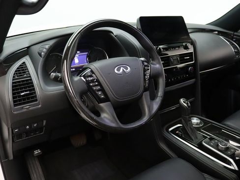 Used 2024 INFINITI QX80 Sensory image 15