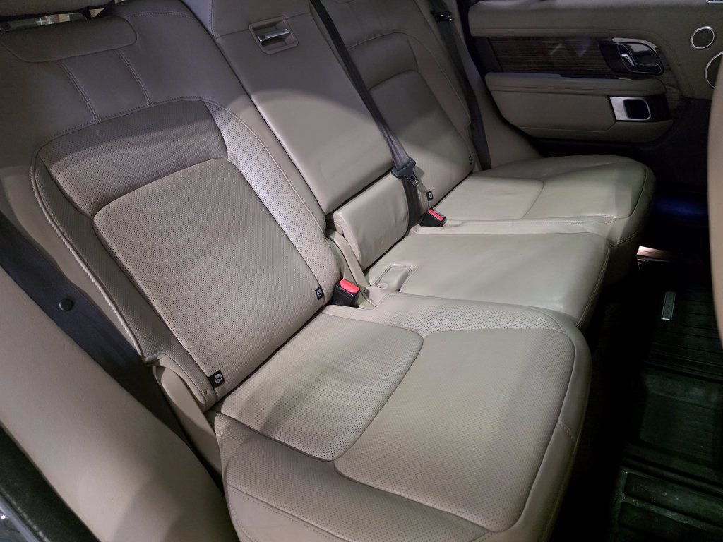 Certified 2019 Land Rover Range Rover HSE AWD/4WD image 12