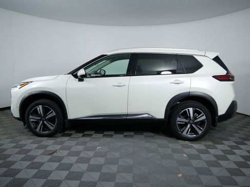 Used 2023 Nissan Rogue SL w/ SL Premium Package image 5
