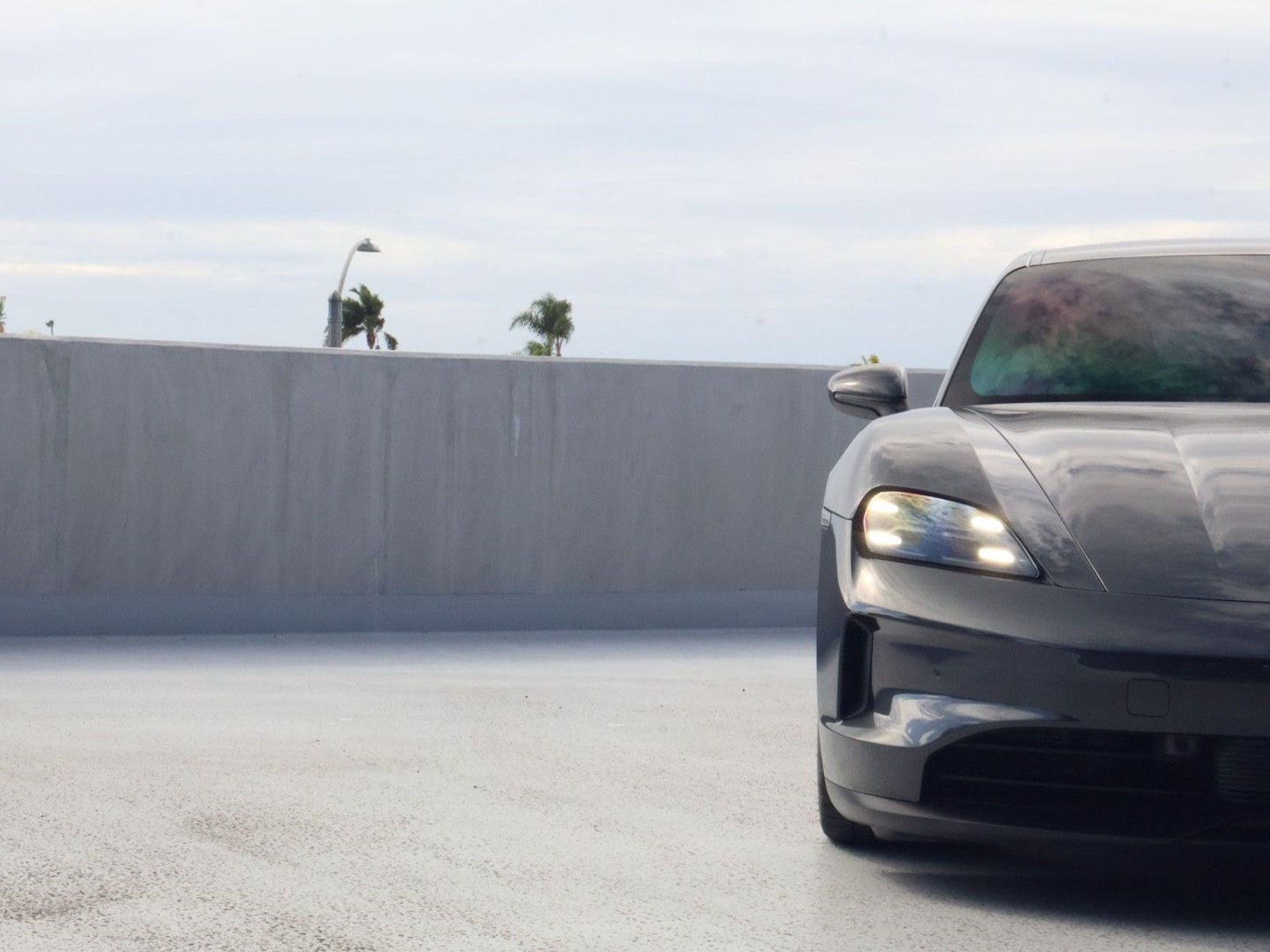 Certified 2025 Porsche Taycan RWD image 12