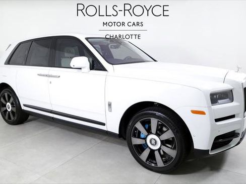 Certified 2023 Rolls-Royce Cullinan w/ Cullinan Package AWD/4WD image 5