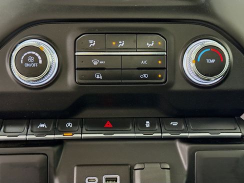 Used 2022 GMC Sierra 1500 Pro w/ Trailering Package image 16