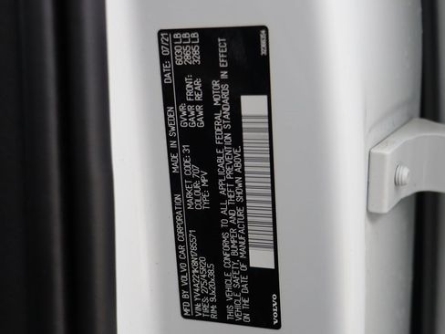 Used 2022 Volvo XC90 T6 Momentum w/ Climate Package image 26